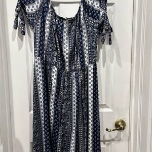 Vibe Navy and White Printed Maxi Dress